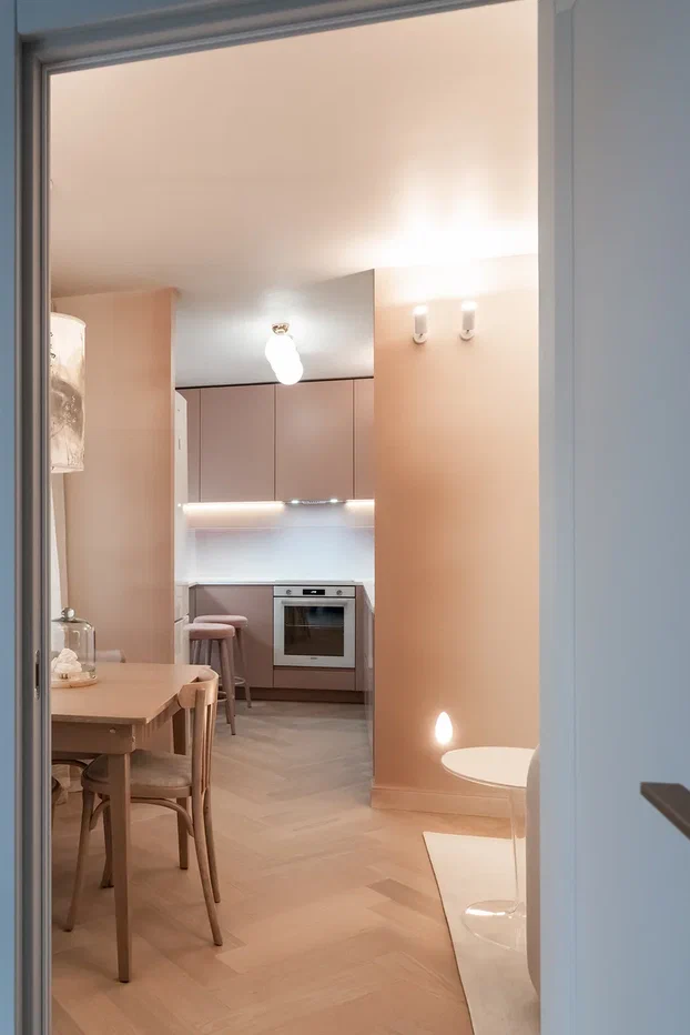 Композитная паркетная доска Quartz Parquet Елка Дуб испанский 33-404 венгерская елка 635×127×5 фото в интерьере